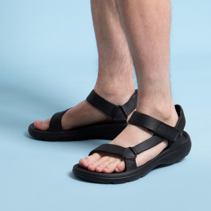 totes® SOLBOUNCE Mens Velcro Sport Sandal Black Extra Image 6